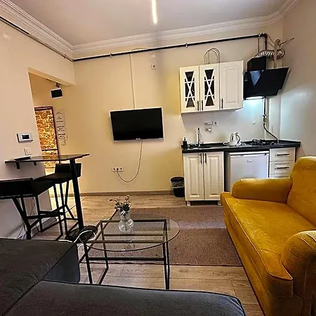 Taksim White Hotel *